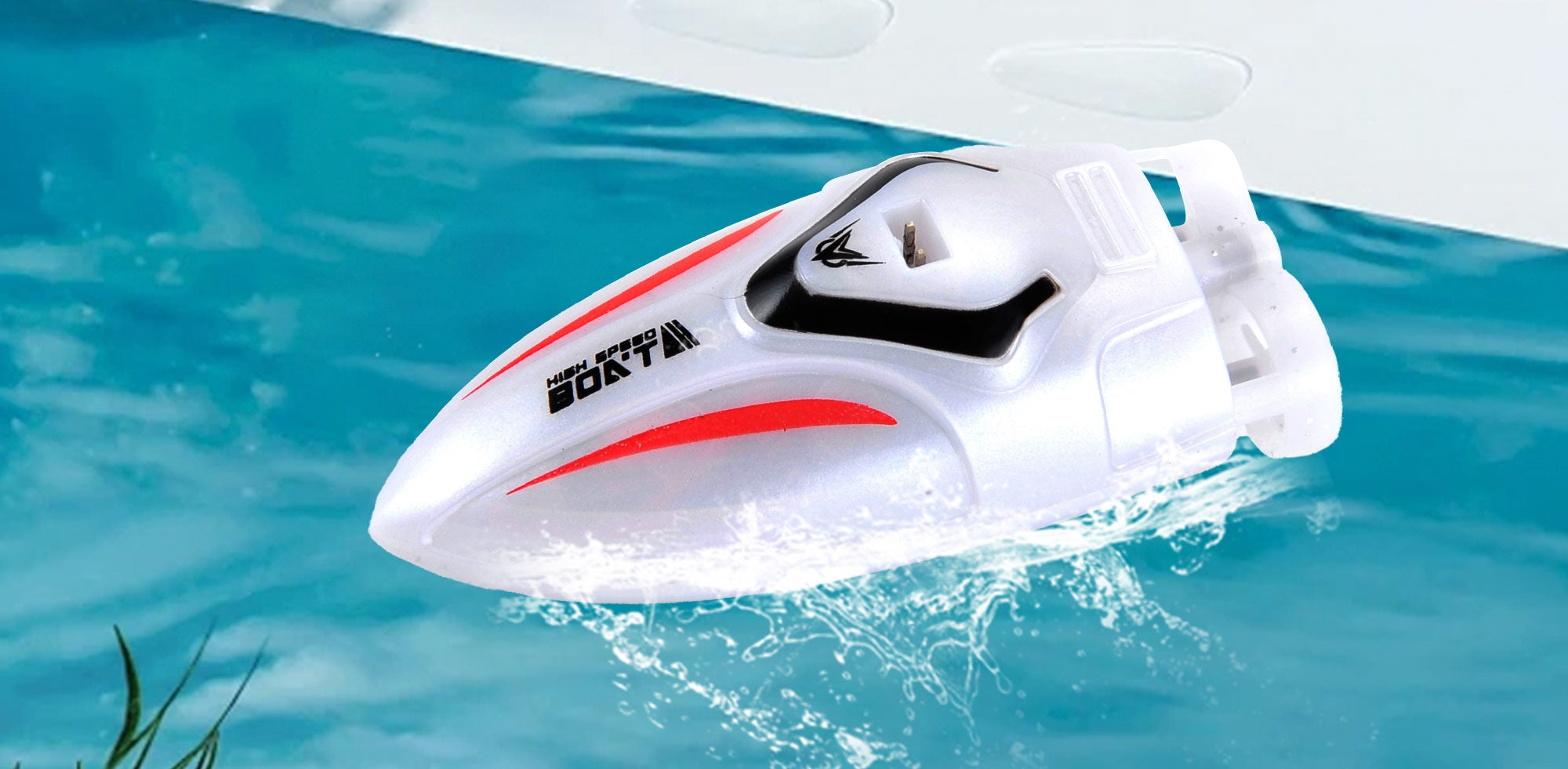 Mini Remote Control Boat 2.4G (White)